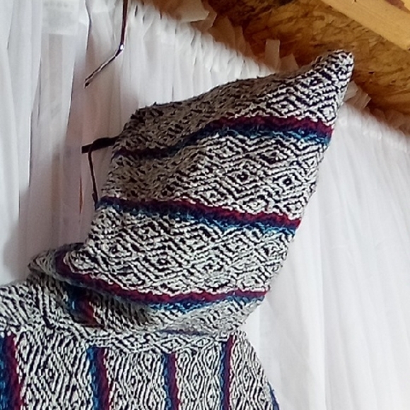 Lina Multicolor Patterned Hoodie - Picture 7 of 7